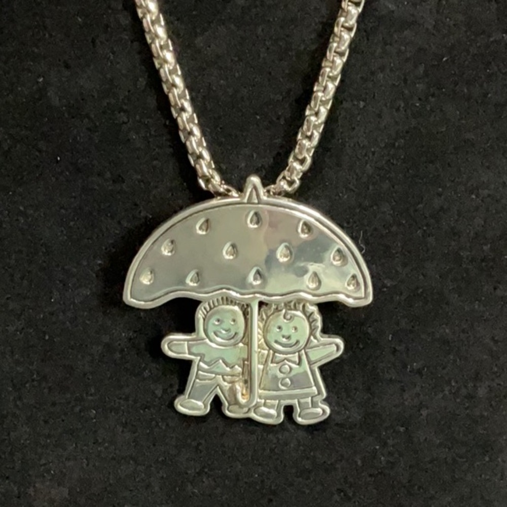 🐥 Whimsical Silver Best Brooch/ Pendant